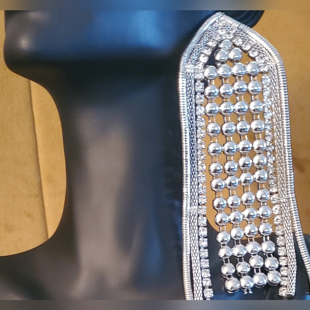 FASHION JEWELRY